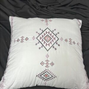 NWOT Geometric Embroidered Throw Pillow. Tribal print
